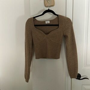 Aritzia Wilfred sweater- size medium- worn once, excellent condition